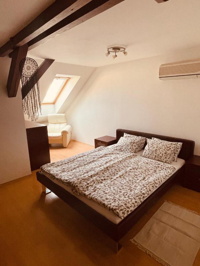 Good Times By Vysehrad Apartment Prague Exterior photo