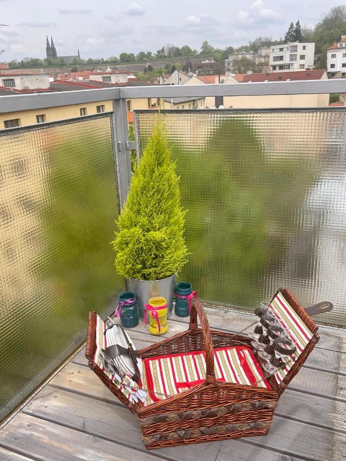 Good Times By Vysehrad Apartment Prague Exterior photo